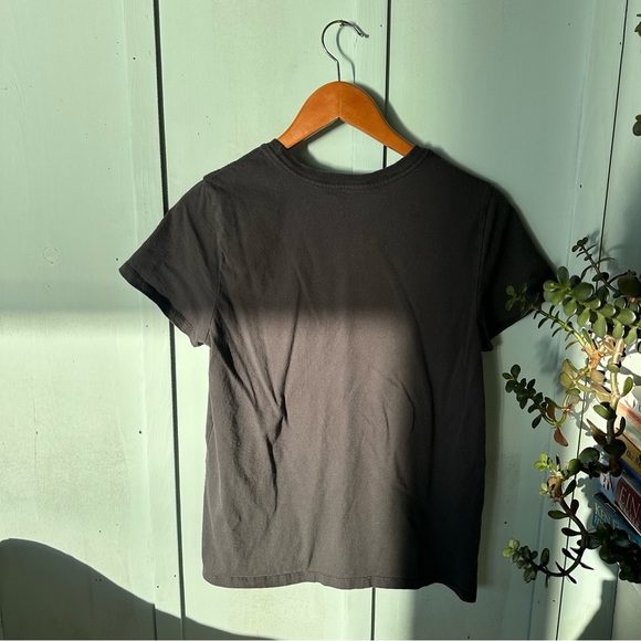 Schitt’s Creek Rose Apothecary Vintage Inspired T-Shirt - Picture 4 of 4